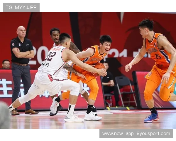 内线短板成红军新赛季隐忧，教练组紧急应对