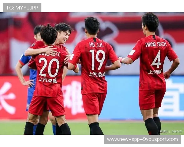 上海海港外援核心强势助力，卫冕之路未曾停歇